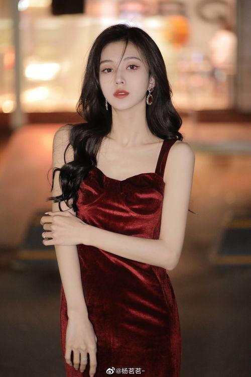 明星yese,闪耀星途，魅力无限