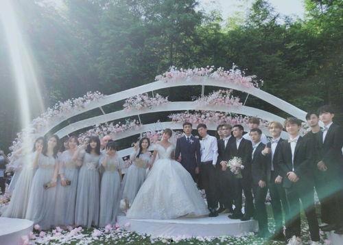 网红小鹿求婚,甜蜜瞬间感动全网