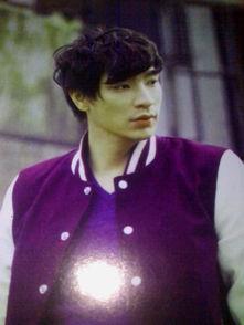 鼓刀鸡哪位明星,揭秘明星背后的励志故事