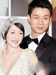 明星铭200左右,闪耀星途，璀璨人生